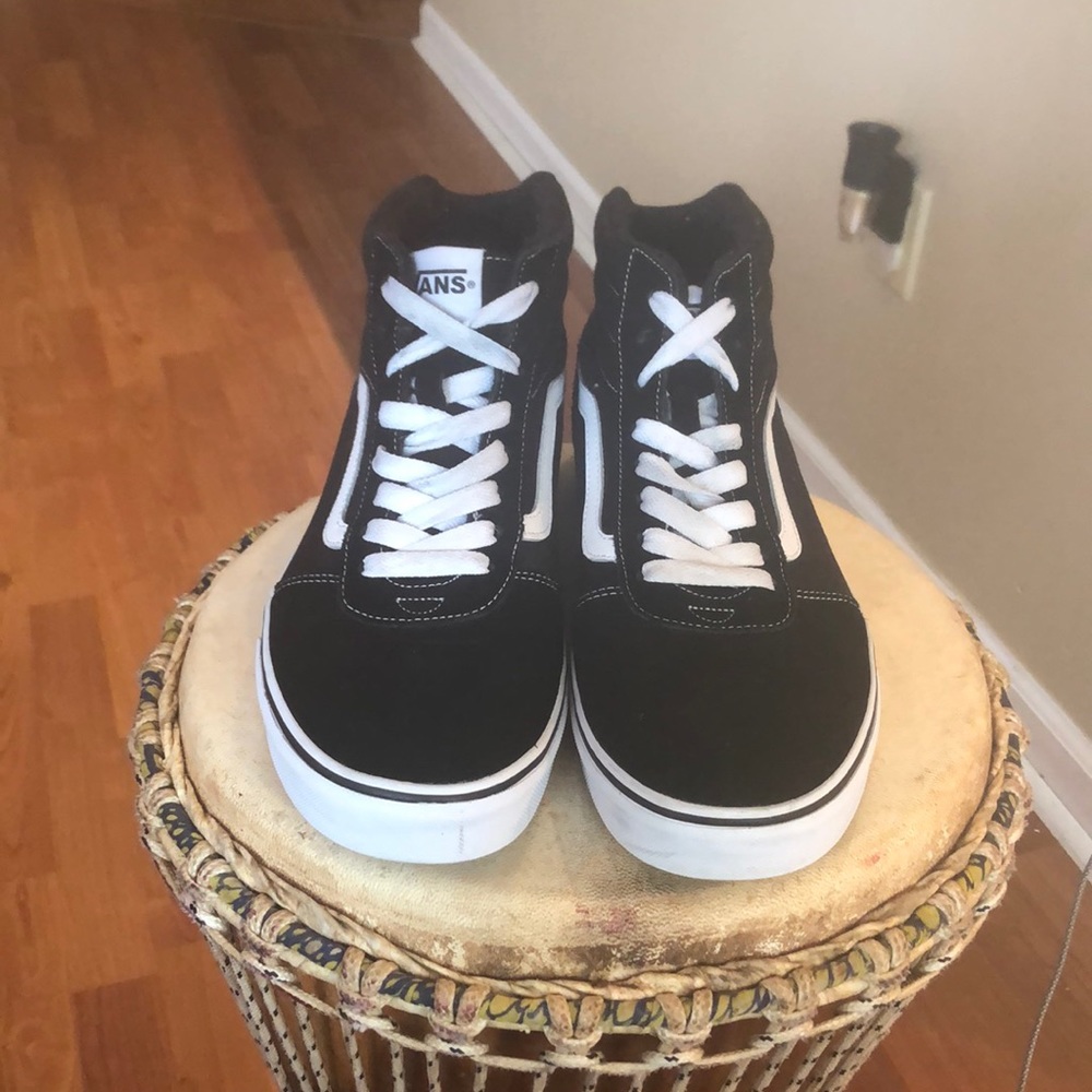 High Top, Black Vans